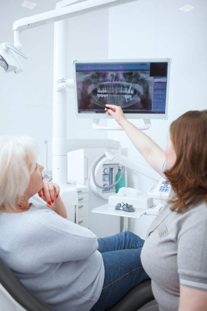 Implantes dentales en Chamartín